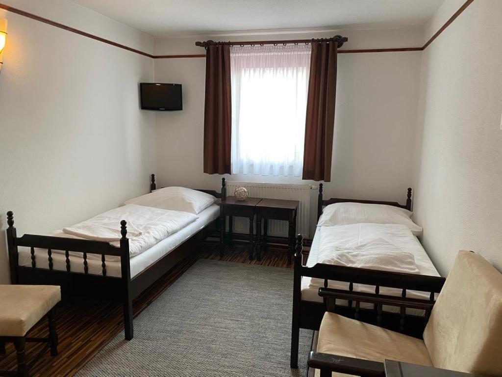 Motel M Malacky Dış mekan fotoğraf