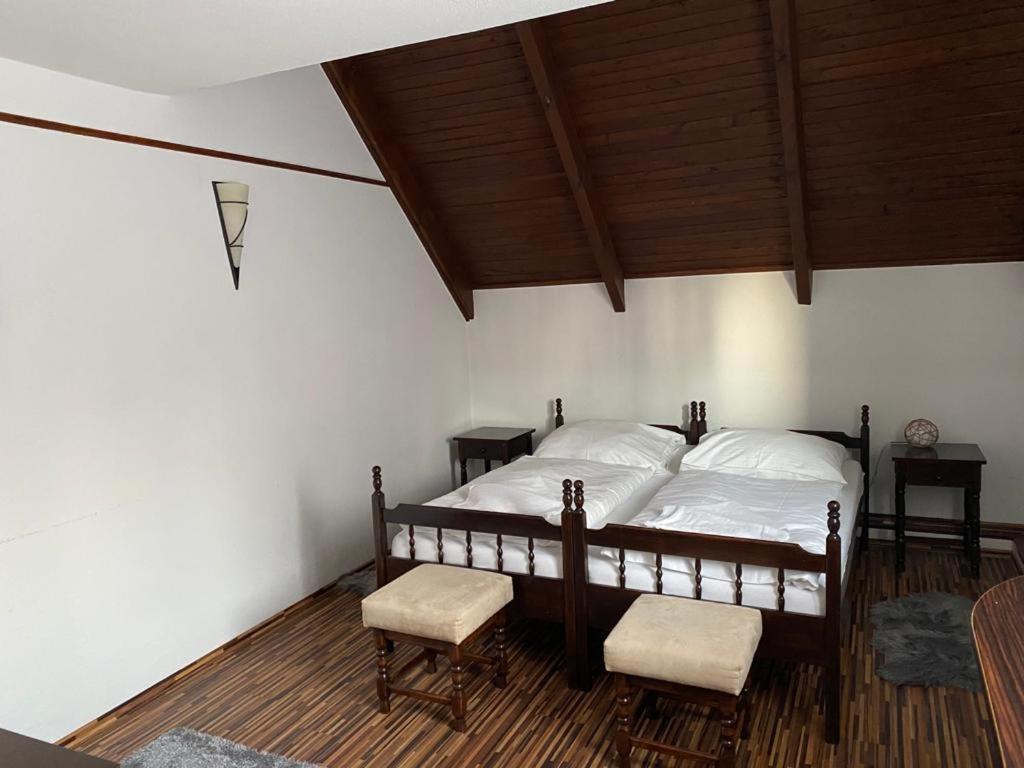 Motel M Malacky Dış mekan fotoğraf