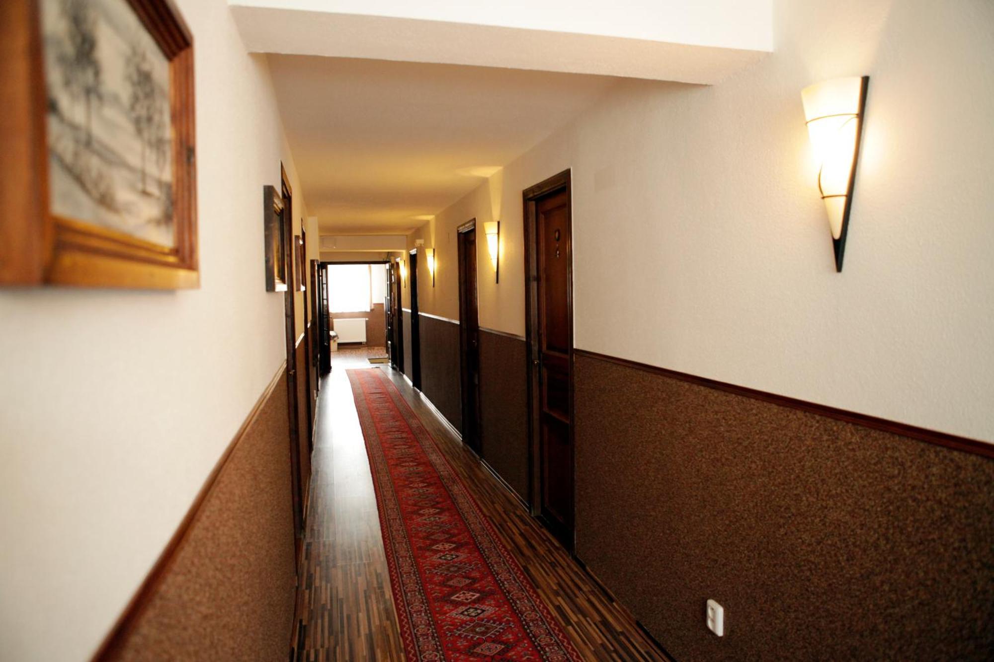 Motel M Malacky Dış mekan fotoğraf